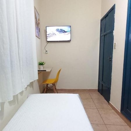 Quarto Individual Em Hospedaria No Centro โอว์โรเปรโต ภายนอก รูปภาพ