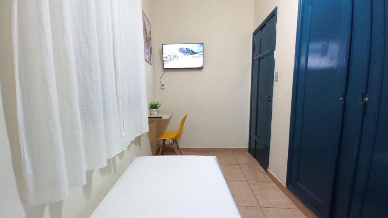 Quarto Individual Em Hospedaria No Centro โอว์โรเปรโต ภายนอก รูปภาพ